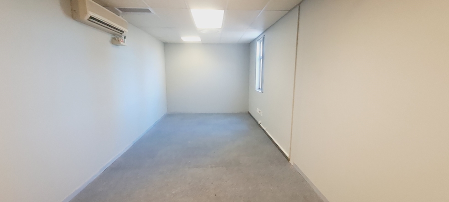 To Let commercial Property for Rent in Rosenpark Western Cape